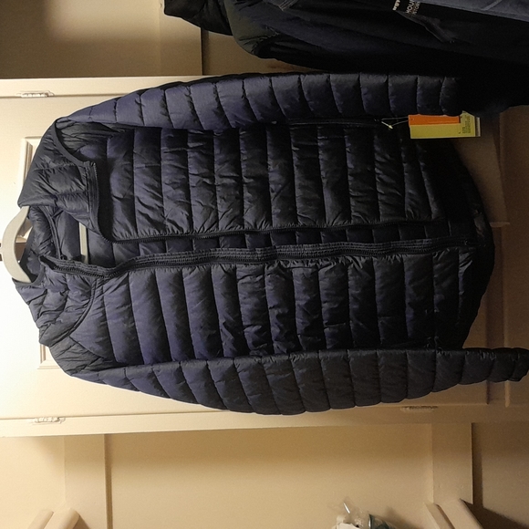 all in motion Other - New Light Weight Puffer jacket